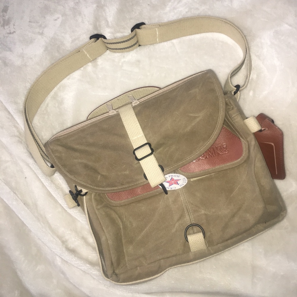Fujifilm Domke Camera Bag - Picture 3 of 8